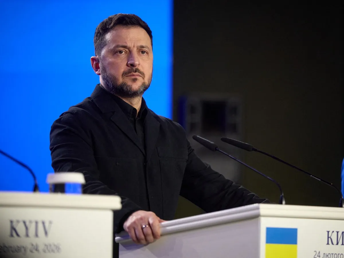 Zelenski respinge acuzațiile Kremlinului despre înarmarea nucleară și acuză Moscova de diversiune