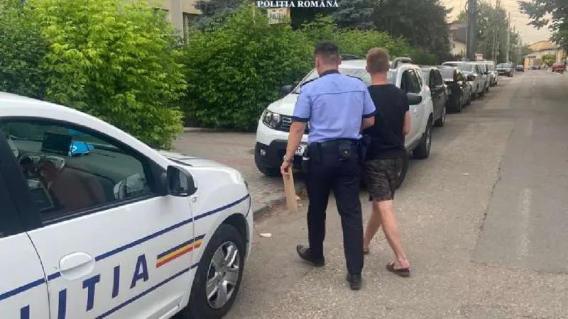 Un tânăr în vârstă de 24 de ani a fost arestat preventiv pentru lipsire de libertate în mod ilegal şi lovirea sau alte violenţe. / Foto: IPJ Giurgiu
