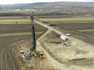 Sunt sau nu mai sunt bani pentru construirea Autostrăzii Unirii? Răspunsul dat de noul ministru - Foto: INQUAM PHOTOS/Casian Mitu
