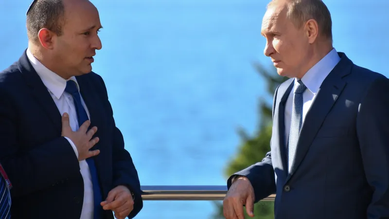 Fostul premier israelian Naftali Bennett și Putin la Soci/Foto: Profimedia Images