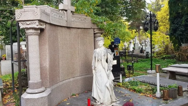 Povestea „doamnei cu umbrelă” din Cimitirul Bellu. Moare de tânără, oamenii o aud cum plânge - Foto: Wikimedia Commons