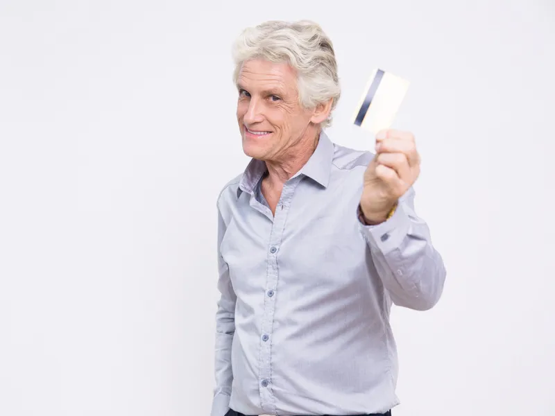 Când se face plata pensie pe card în mai? Casele de Pensii pregătesc documentele spre bănci Foto: Freepik (fotografie cu caracter ilustrativ)