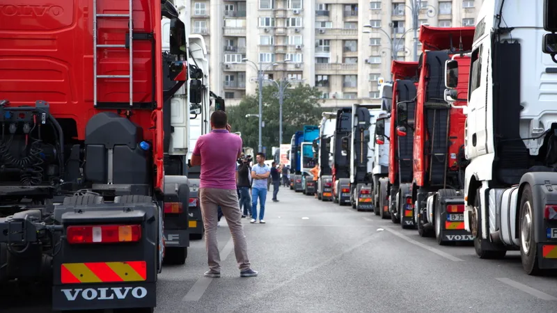Haos, în traficul din Capitală! PMB a aprobat protestul transportatorilor. Când începe - Foto: INQUAM PHOTOS / Mircea Manole