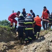 Doi frați, de 17 și 21 de ani, au murit înecați într-o baltă escavată, adâncă de 4 metri Foto: ISU Vâlcea