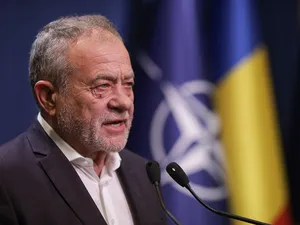 Dumitru Buzatu, la un briefing de presă - Foto: INQUAM PHOTOS/Octav Ganea