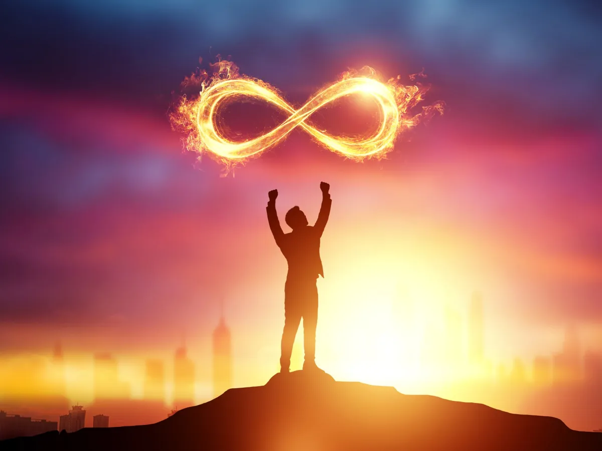 Eternitate - Foto: Freepik