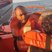 Nava afectată de explozie pe Marea Neagră, ancorată - Foto: X/Radu Tudor