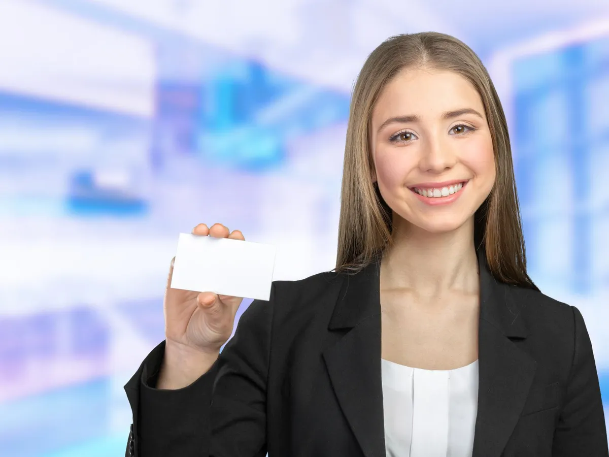 Cum îți poți schimba buletinul dacă stai în străinătate, fără să vii în țară? De ce acte ai nevoie - Foto: Freepik (Imagine cu rol ilustrativ)