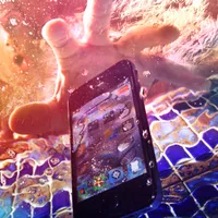 Este sau nu orezul bun pentru a-ți repara telefonul căzut în apă? În ce condiții îl poți folosi? - Foto: Profimedia Images (imagine cu rol ilustrativ)