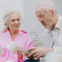 În ce județe pensionarii au primit, deja, pensia pentru luna mai? Când ajunge la toată lumea? - Foto: Pexels