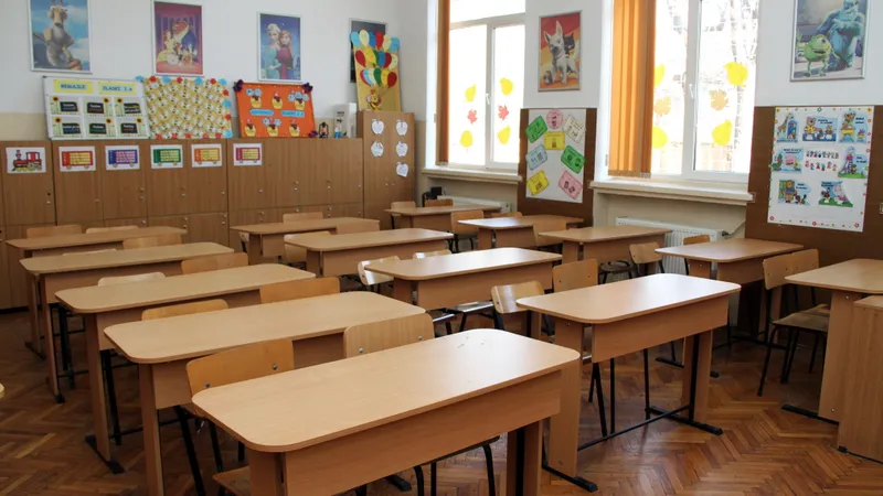 Tribunalul a stabilit că închiderea şcolilor în Iaşi a fost nelegală/FOTO: capital.ro