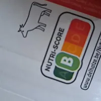 Un lanț de magazine a fost amendat după a pus pe produse o etichetă considerată înșelătoare - Foto: Ziarul de Iași/ Imagine cu caracter ilustrativ