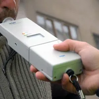 Verificare a alcoolemiei cu etilostestul, imagine cu caracter ilustrativ - Foto: Gazeta de Sud