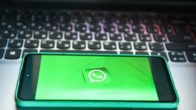 Rusia interzice WhatsApp şi îşi creează propria sa aplicaţie de mesagerie - Foto: Profimedia Images