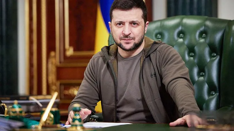 Zelenski îl lasă pe Putin să aleagă: Suntem pregătiți să luptăm sau să alegem și căi diplomatice / Atalayar