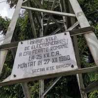 63 de ani de la montarea primului stâlp de electrificare al CFR. De 34 de ani nu s-a mai făcut nimic - Foto: Facebook/CFR- Istorie și cotidian