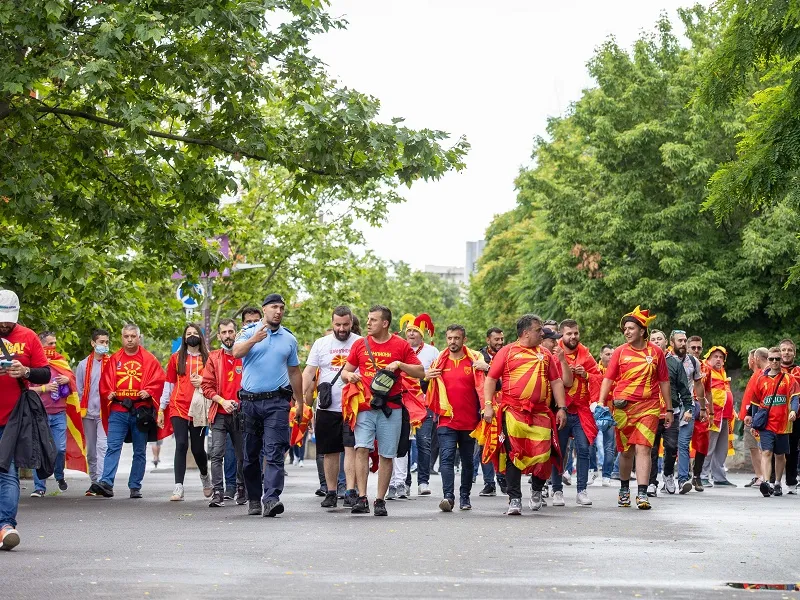 Fanii au sosit fără probleme la stadion Foto: INQUAM Photos/Bogdan Ioan Buda