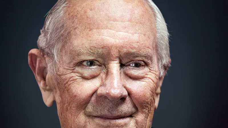 Charles Duke