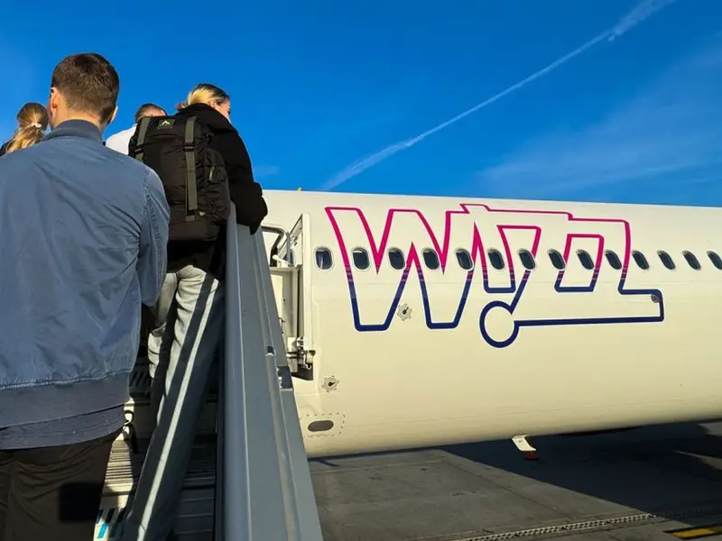 Unele curse Wizz Air nu mai zboară de pe Aeroportul Otopeni. Ce se întâmplă cu pasagerii? - Foto: Profimedia Images