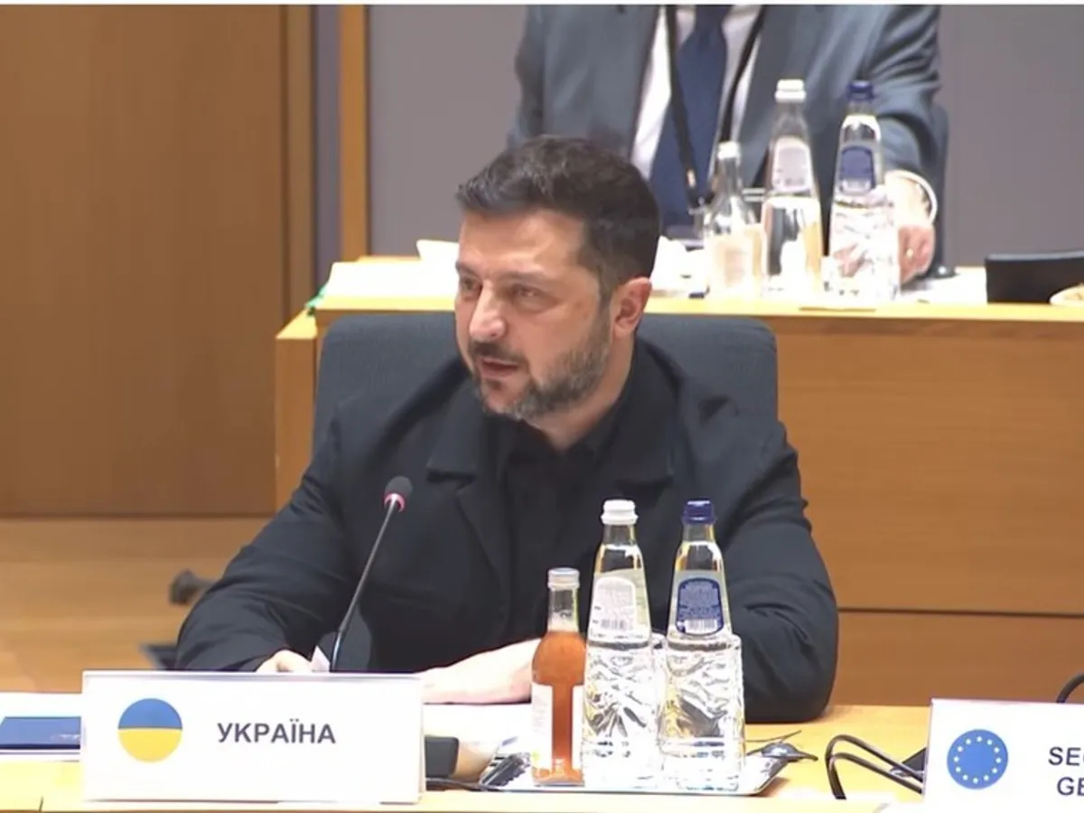 Zelenski mulţumeşte României şi vecinilor din UE şi cere accelerarea aderării Ucrainei la Uniunea Europeană