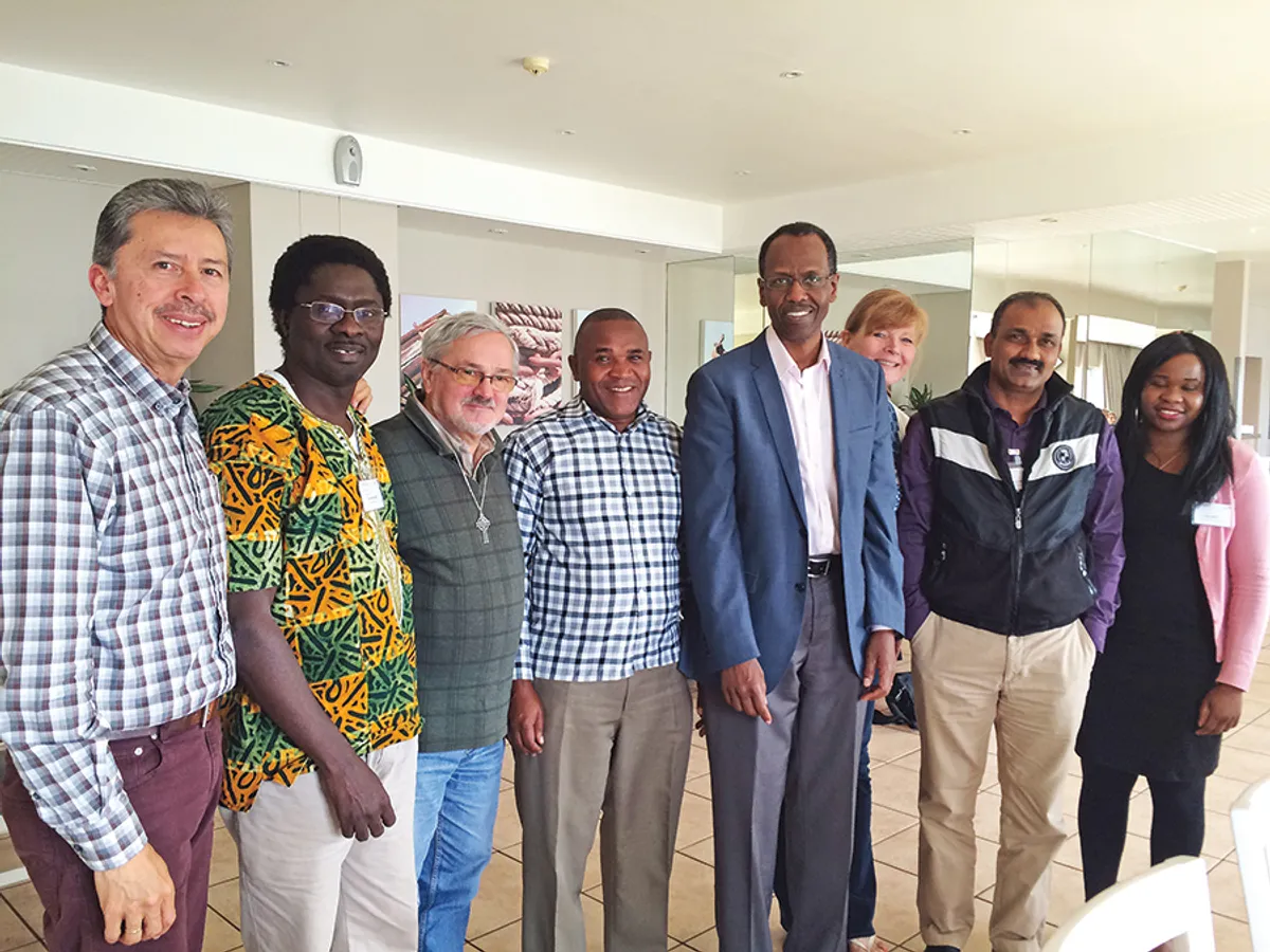 MISIUNE Una dintre întâlnirile World Vision, organizate în Africa de Sud.
