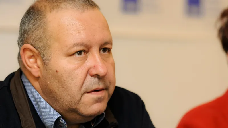 Nu e linişte în Coaliţie. Daniel Fenechiu - Foto: INQUAM PHOTOS / Justinel Stavaru