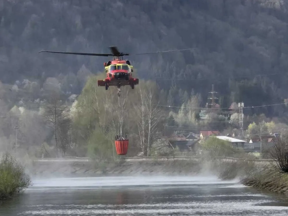 Elicopter - Foto: captură video IGSU (rol ilustrativ)