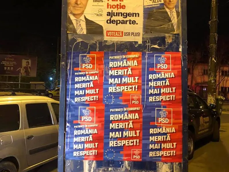 Panou electoral cu afișe, în Argeș. Sursa foto: Facebook Cristi Ghinea