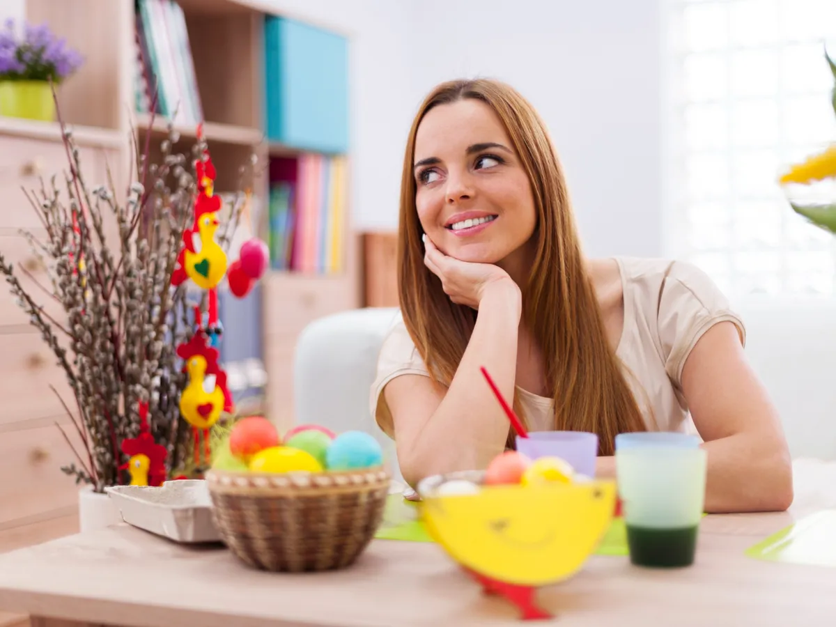 Câte zile libere au românii de Paște? Cum trebuie compensați angajații, dacă muncesc în aceste zile?