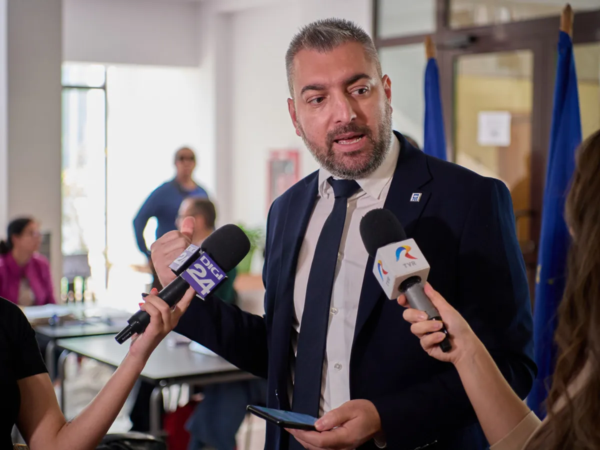 Fost candidat la președinția României, audiat de poliție pentru corupere de minori. Ce a făcut? - INQUAM PHOTOS / Codrin Unici
