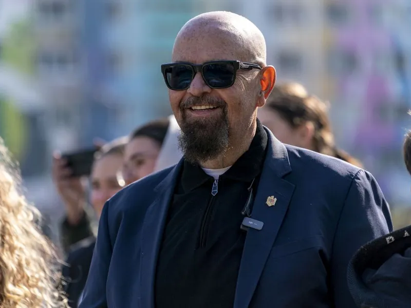 Popescu Piedone, la procesiunea religioasă de Florii, spre Catedrala Patriarhală din București - Foto: INQUAM PHOTOS/Pană Tudor