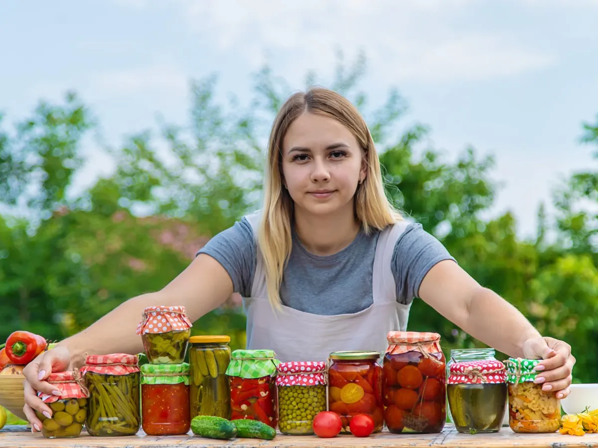 Cum să menții murăturile crocante? Iată ce aliment intens mirositor trebuie să eviți. Strică gustul