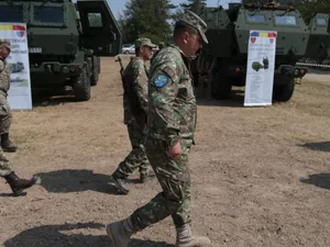Ionuț Moșteanu anunță serviciul militar voluntar de 4 luni. „Degeaba ne înzestrăm, dacă în 10-15 ani nu are cine să apese pe buton”