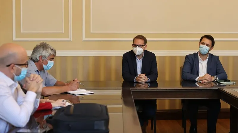 Primarul Dominic Fritz se confruntă cu mari probleme administrative. FOTO: Facebook