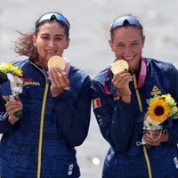 Prima medalie de aur pentru România, la Tokyo2020: Ancuţa Bodnar şi Simona Radiş. Foto: COSR