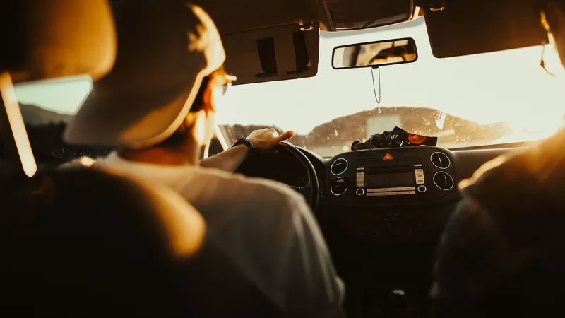Șofer la volan - Foto: Pexels/ Tobi