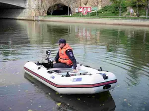 O echipă de studenți români a inventat o barcă cu pilă de combustie pe hidrogen. Motor de 1 kW - Foto: UPT