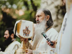 Teodosie poate să se exprime liber, defăimând femeia, potrivit CNCD/FotoȘ FB