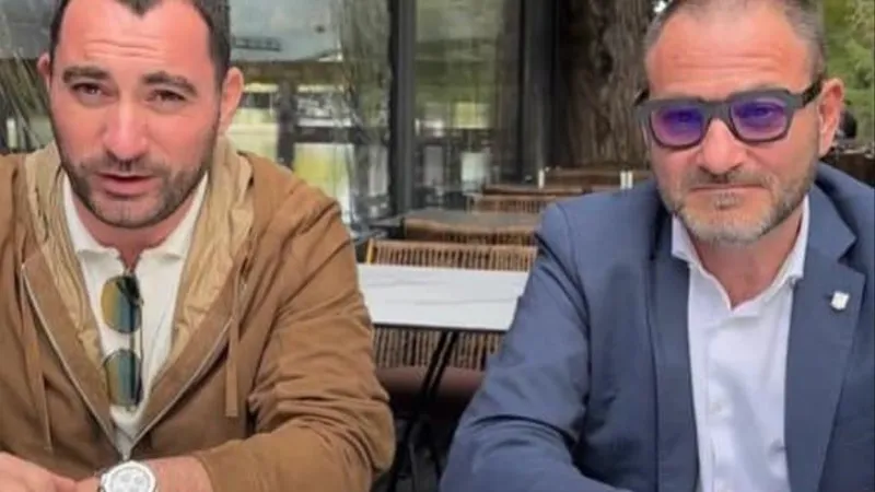 Șeful Protecției Consumatorilor, Horia Constantinescu (dreapta) clip cu Pescobar la Taverna Racilor Foto: Facebook/ Taverna Racilor