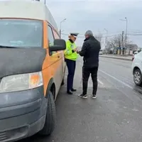 Dubă de marfă controlată în trafic - Foto: Facebook / Sindicatul Europol