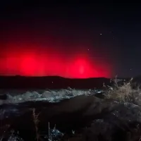 Lumini roşii pe cer semnalate în România - Foto: Facebook/Meteoplus