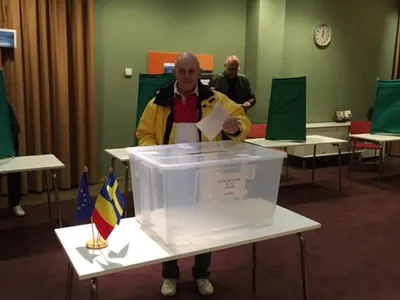 Alegător român din afara României/FOTO: MAE