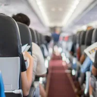 Ce a pățit o femeie după ce a zburat cu avionul 11 ore pentru a se întâlni cu un bărbat necunoscut - Foto: Profimedia / imagine rol ilustrativ