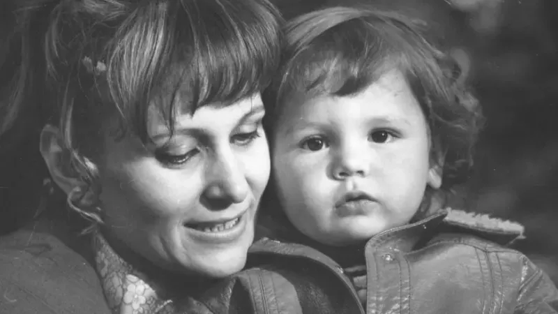 Tatiana Iekel, alături de fiul ei, Florin Piersic junior - Foto: Arhiva, Florin Piersci junior