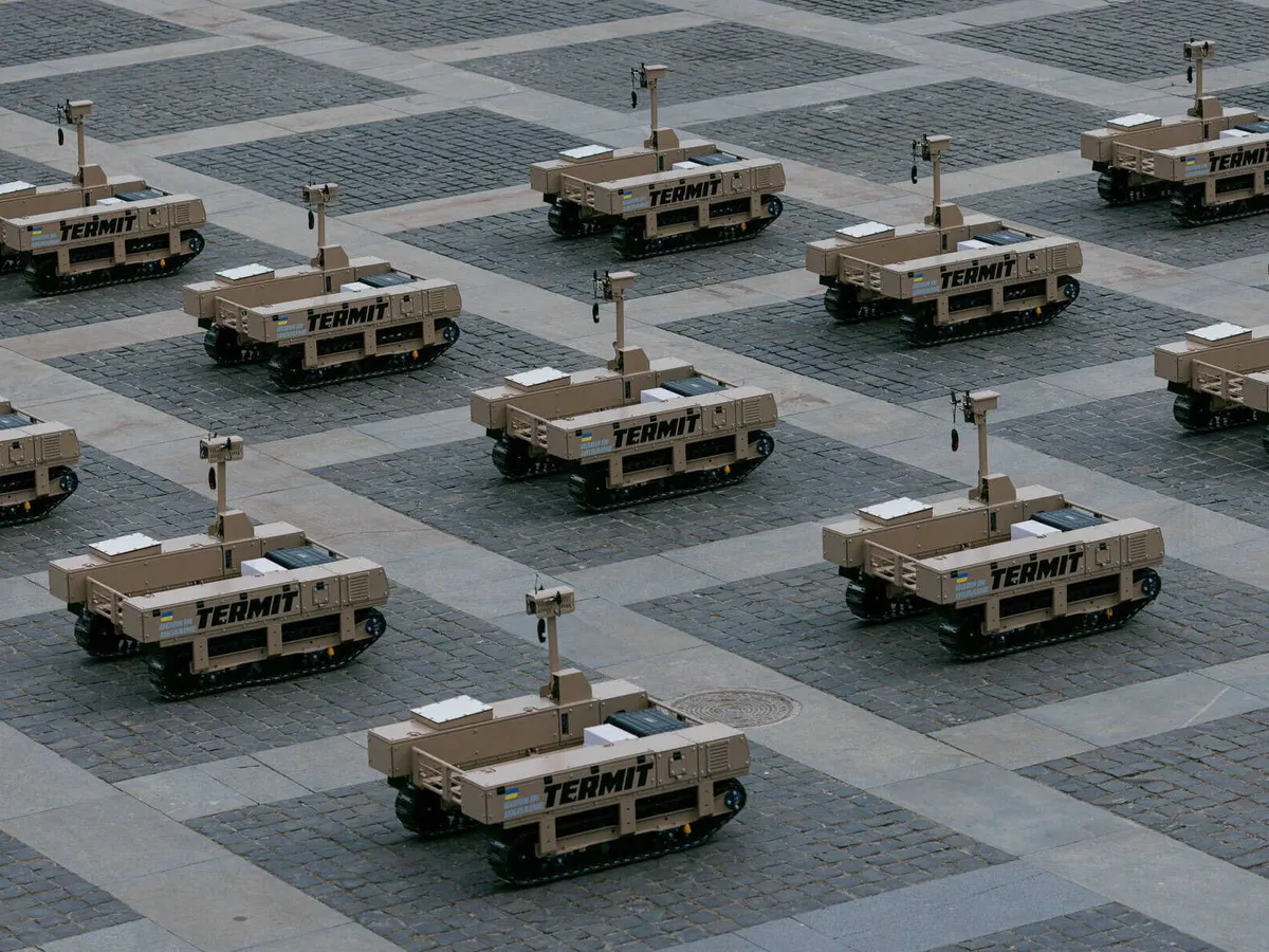 De Ziua Independenței, Ucraina a defilat cu roboți, drone aeriene, drone navale. O armată fără soldați - Foto: Ukraine’s Defense Forces