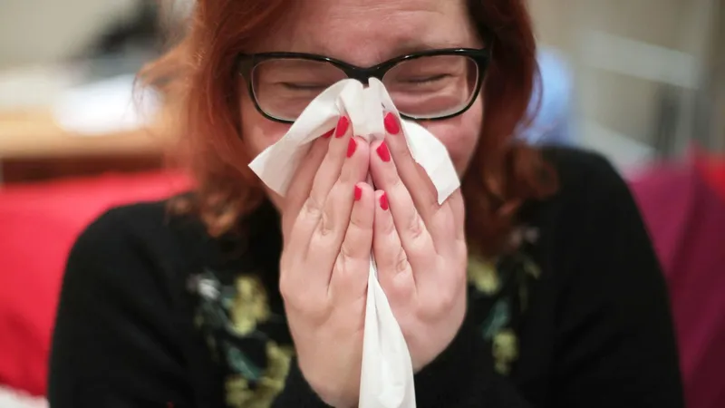 Cum scăpați de febra fânului sau rinita alergică la polen? Cum ajută vaselina să nu ai probleme? - Foto: Profimedia images