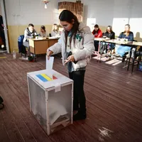 Comunicat oficial AEP, alegeri prezidențiale 2025: ghid și documente esențiale pentru români - FOTO: Profimedia(imagine cu rol ilustrativ)