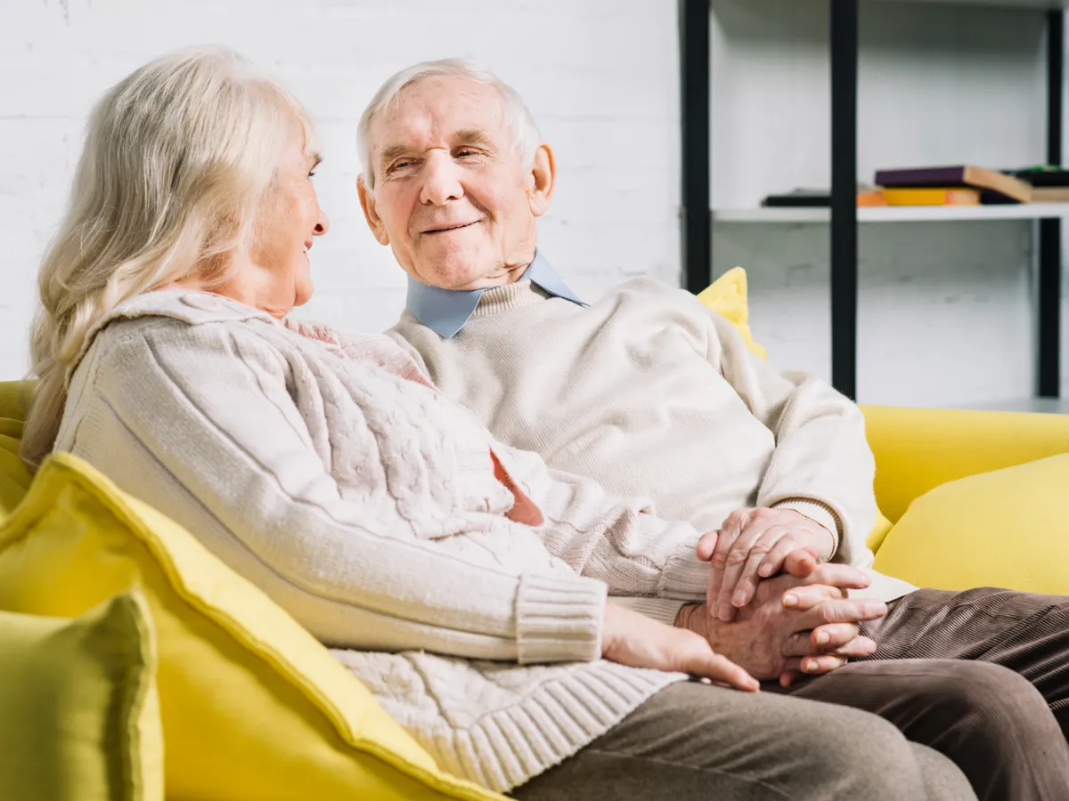 Cuplu de bătrâni - Foto: Freepik (rol ilustrativ)