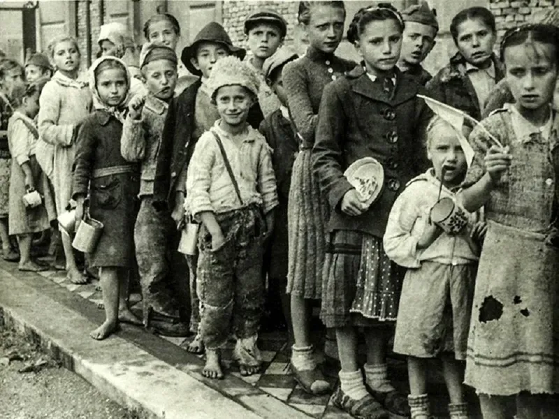 copii foamete 1946