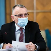 Cîmpeanu: Omicron, o gripă. Internările la copii s-au triplat. Scenariu INSP: 25.000 cazuri COVID/zi / gov.ro